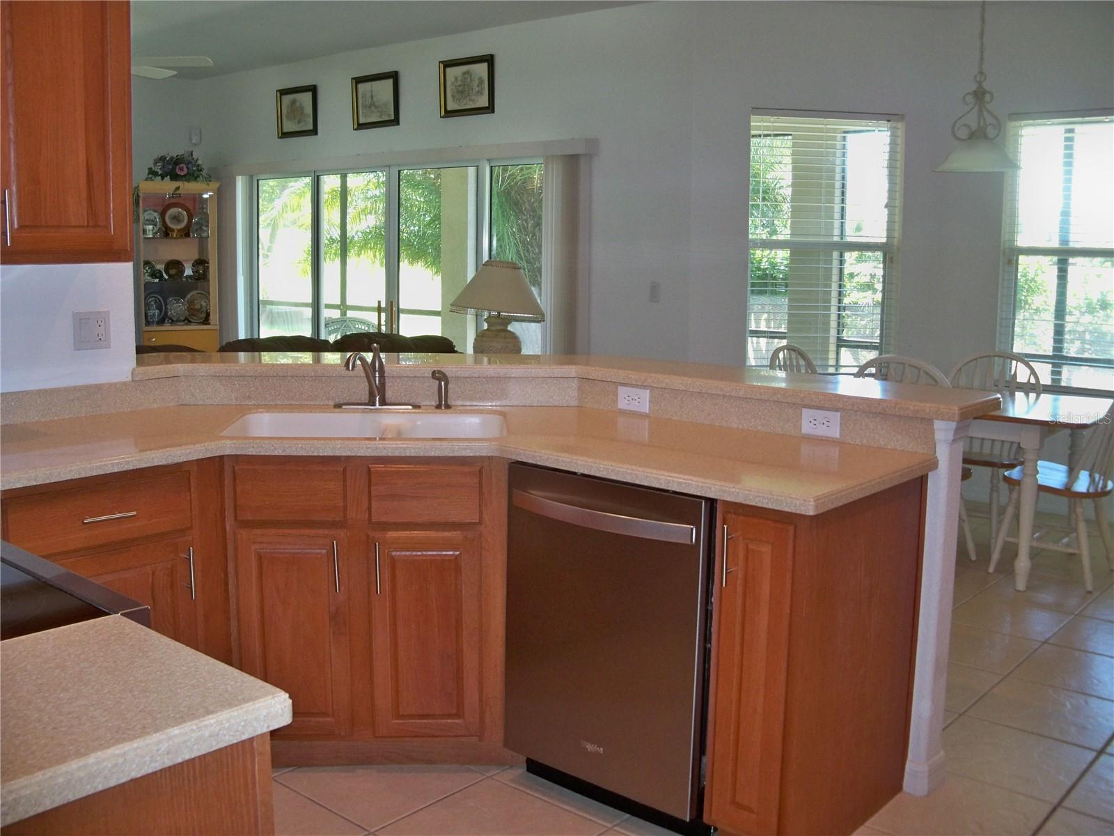 Image 5 of 26 For 9709 Spring Lake Drive