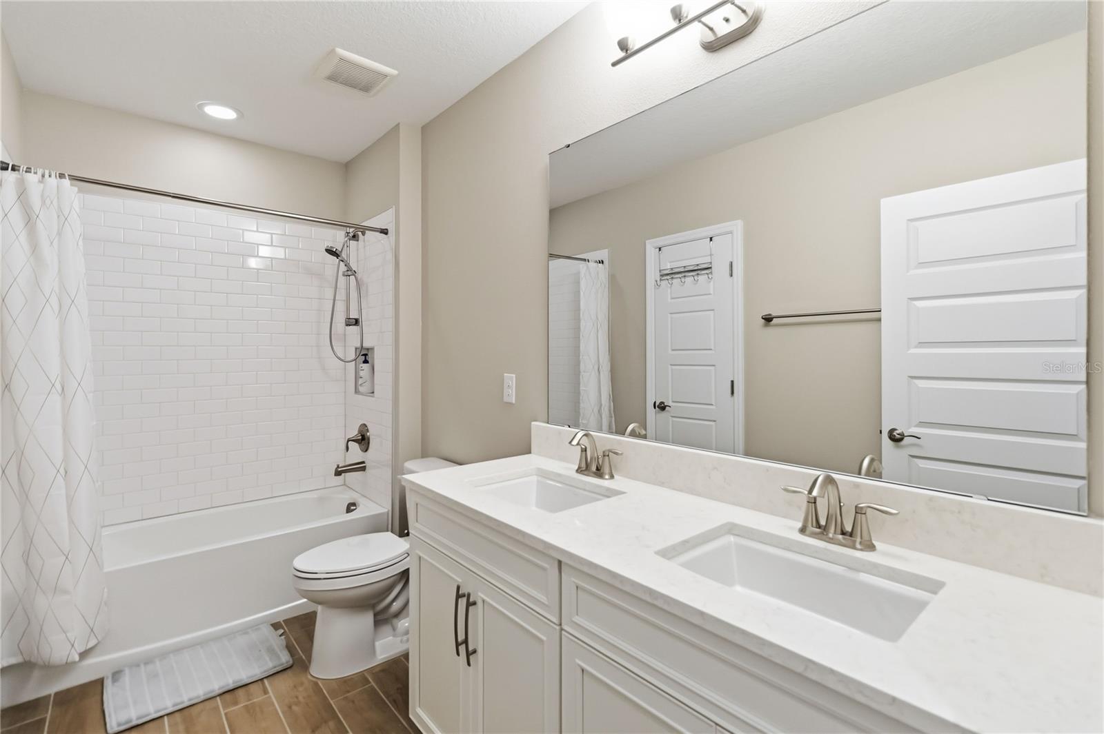 Image 30 of 53 For 17876 Adrift Road