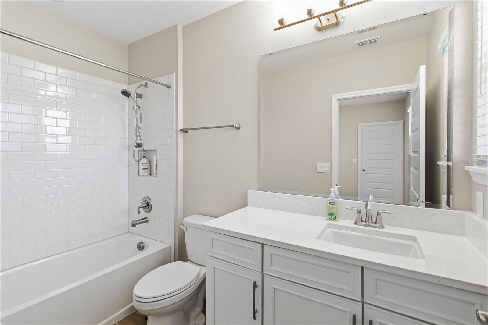 Image 33 of 53 For 17876 Adrift Road