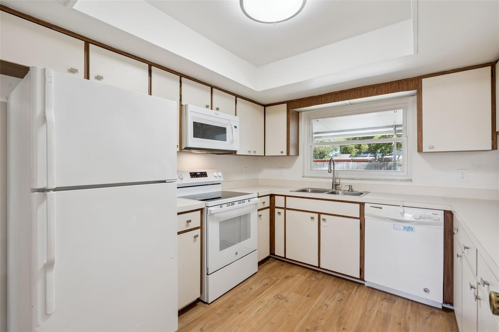 Image 6 of 18 For 8559 Tansy Drive