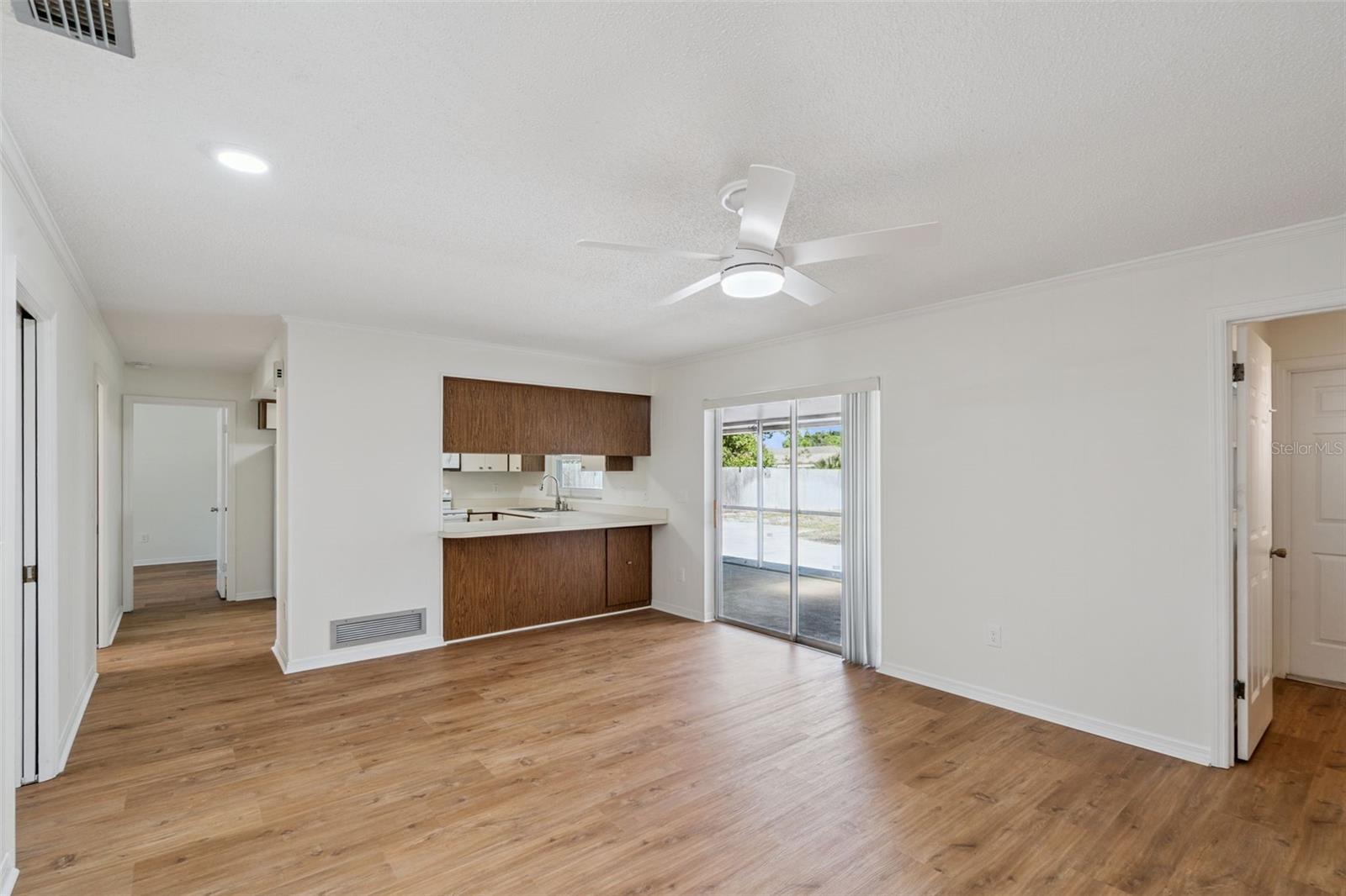 Image 7 of 18 For 8559 Tansy Drive