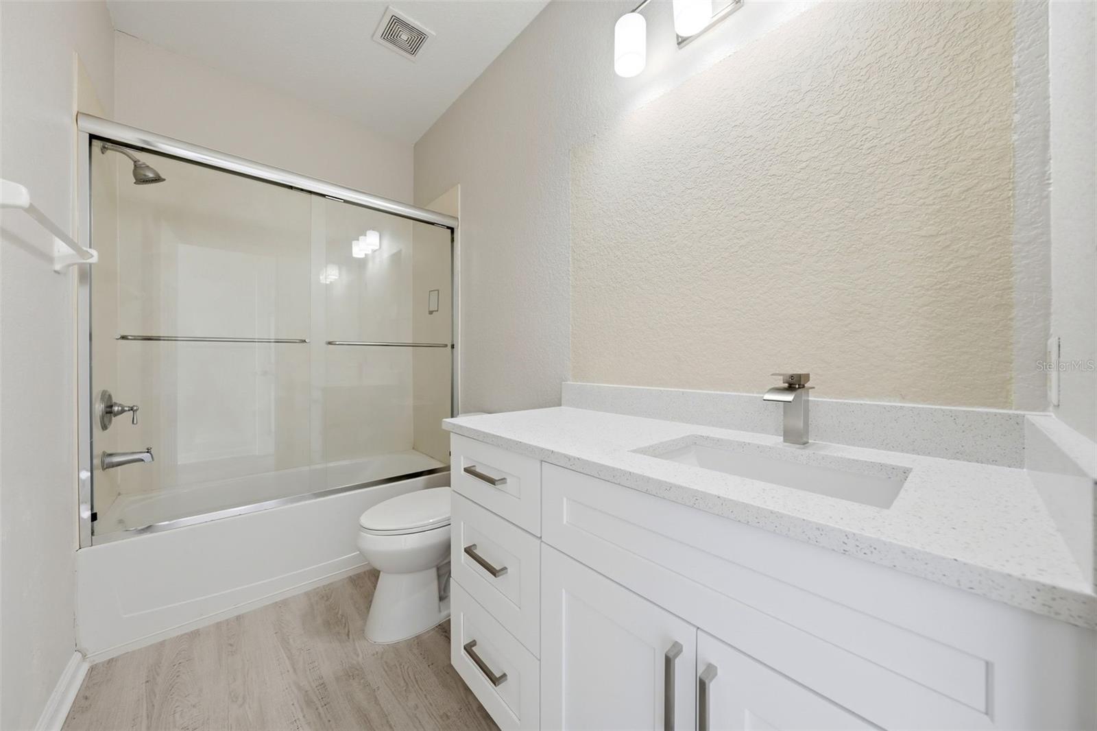 Image 11 of 42 For 4845 Tidecrest Avenue 146