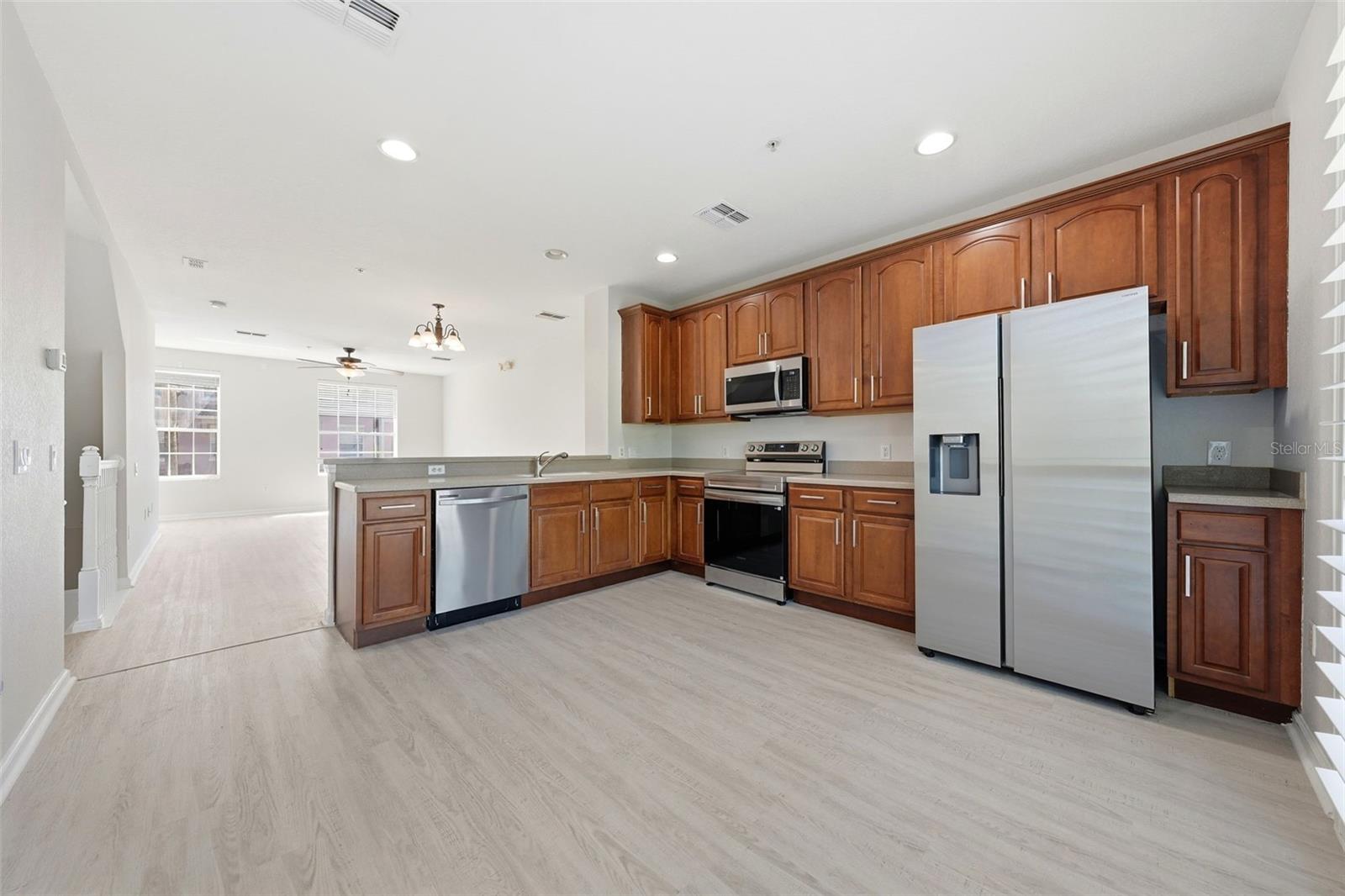 Image 16 of 42 For 4845 Tidecrest Avenue 146