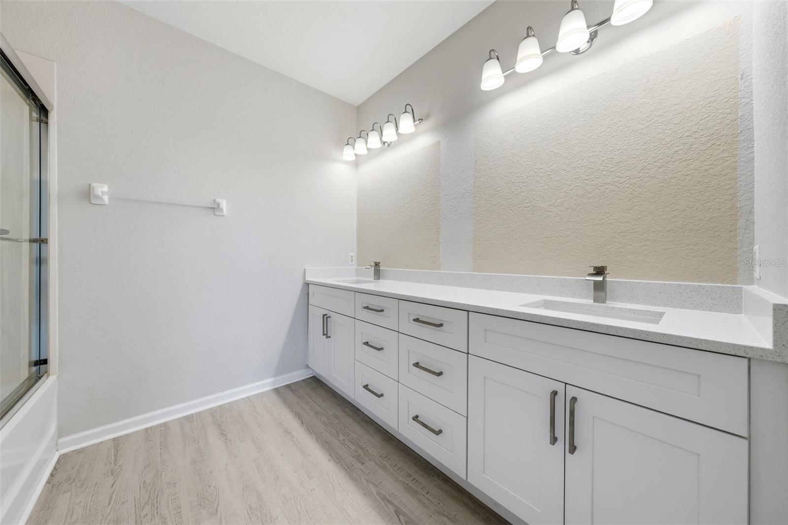 Image 21 of 42 For 4845 Tidecrest Avenue 146