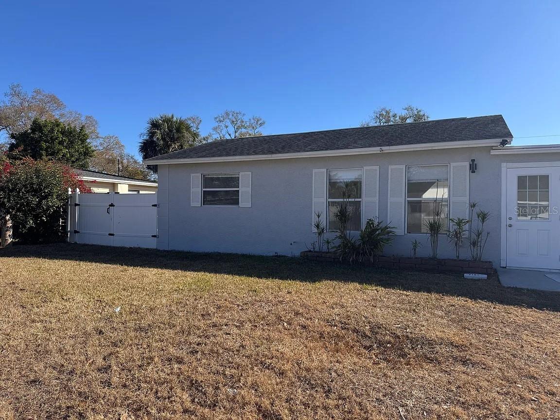 Image 3 of 18 For 7101 15th Street N