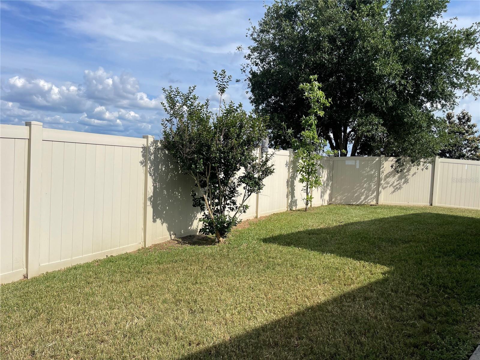 Image 22 of 23 For 10026 Weathers Loop