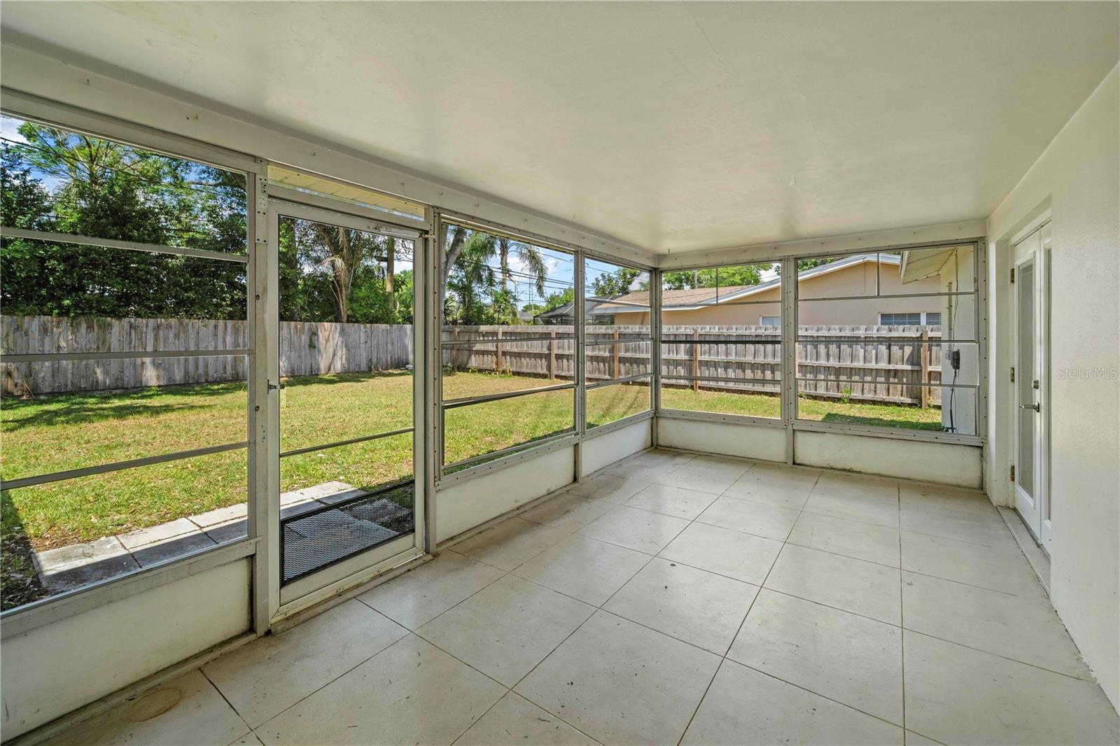 Image 2 of 9 For 1306 Moreland Drive