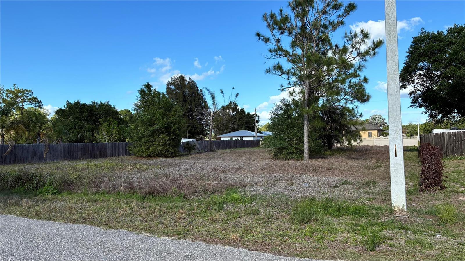 Listing Details for 1412 Robert Ave, LEHIGH ACRES, FL 33972