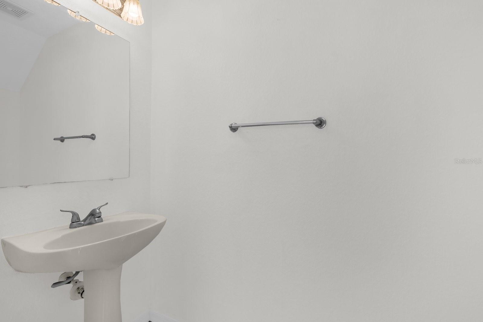 Image 10 of 33 For 5090 122nd Boulevard