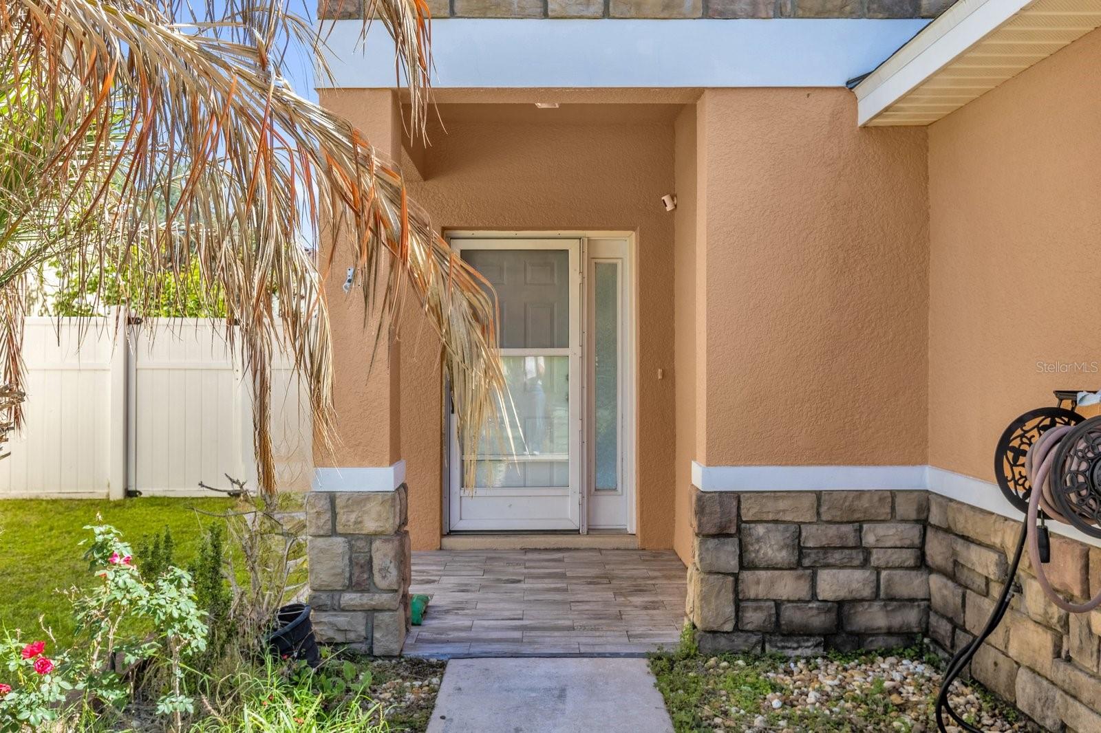 Image 2 of 33 For 5090 122nd Boulevard