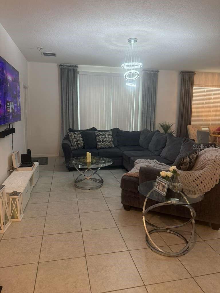 Image 5 of 18 For 570 Feltrim Manor Road