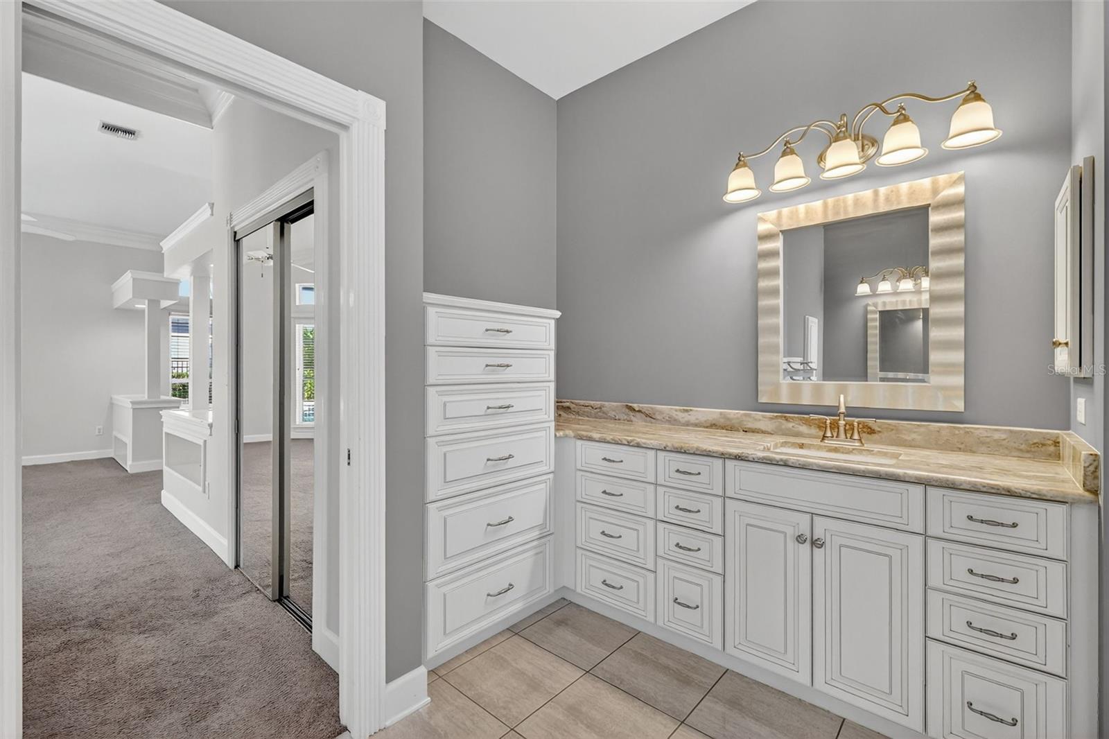 Image 27 of 61 For 1741 Edgewater Drive