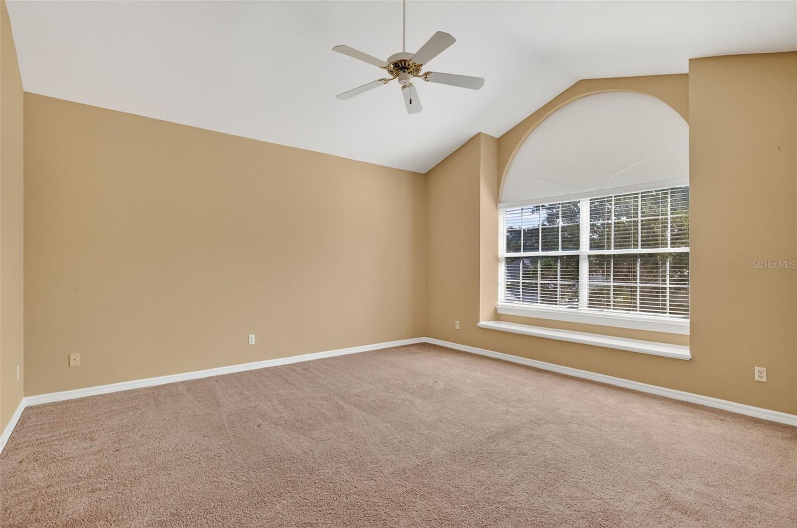 Image 36 of 61 For 1741 Edgewater Drive