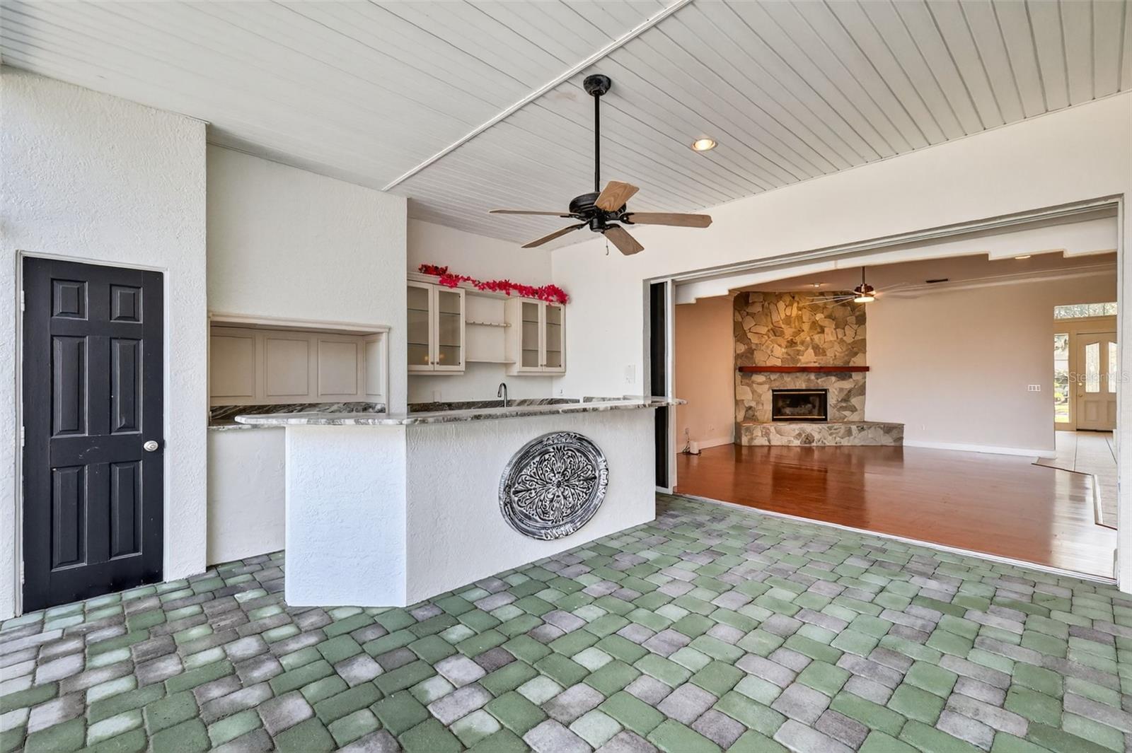 Image 41 of 61 For 1741 Edgewater Drive