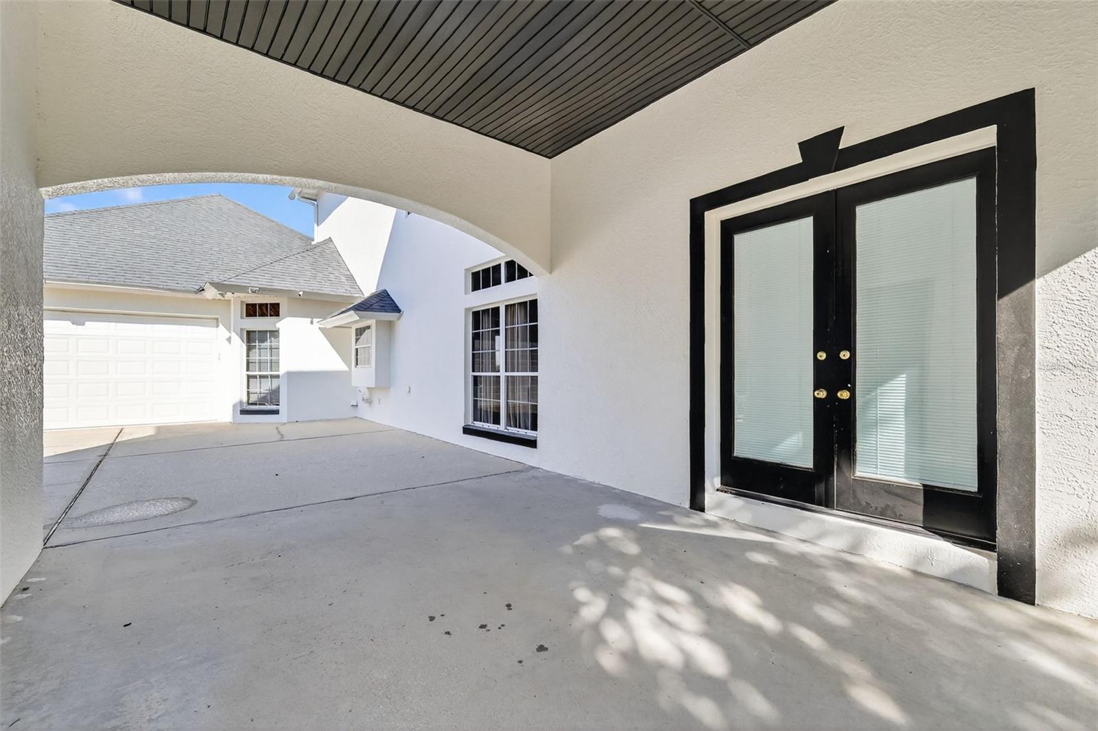 Image 6 of 61 For 1741 Edgewater Drive