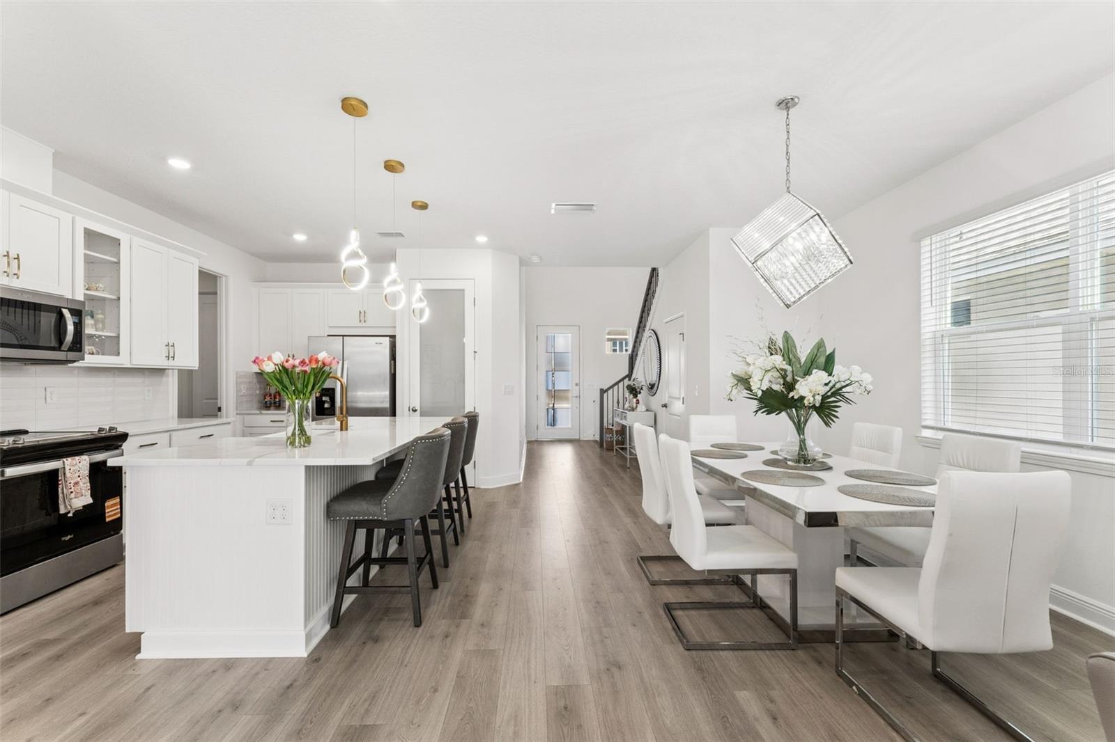 Image 12 of 37 For 1952 Sunshine Peak Drive