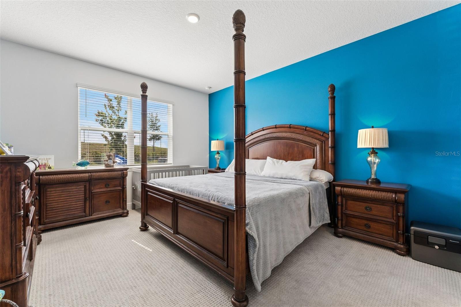 Image 15 of 37 For 1952 Sunshine Peak Drive