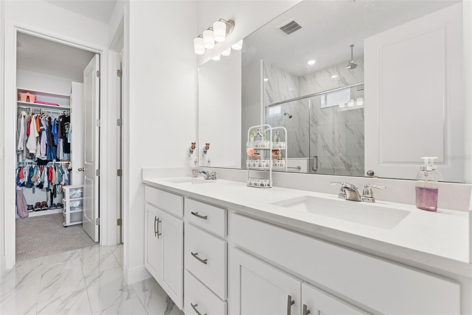 Image 17 of 37 For 1952 Sunshine Peak Drive