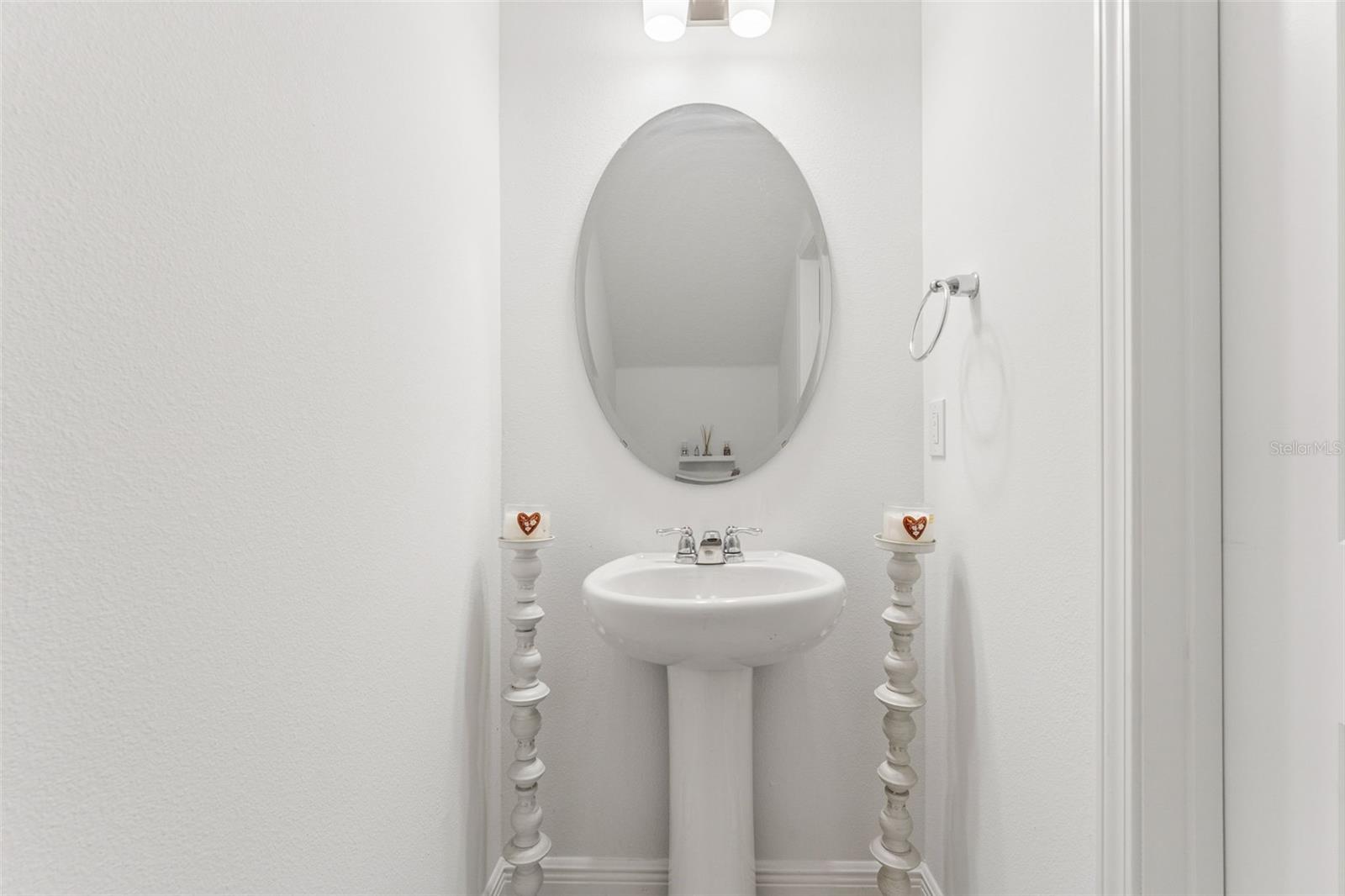 Image 19 of 37 For 1952 Sunshine Peak Drive