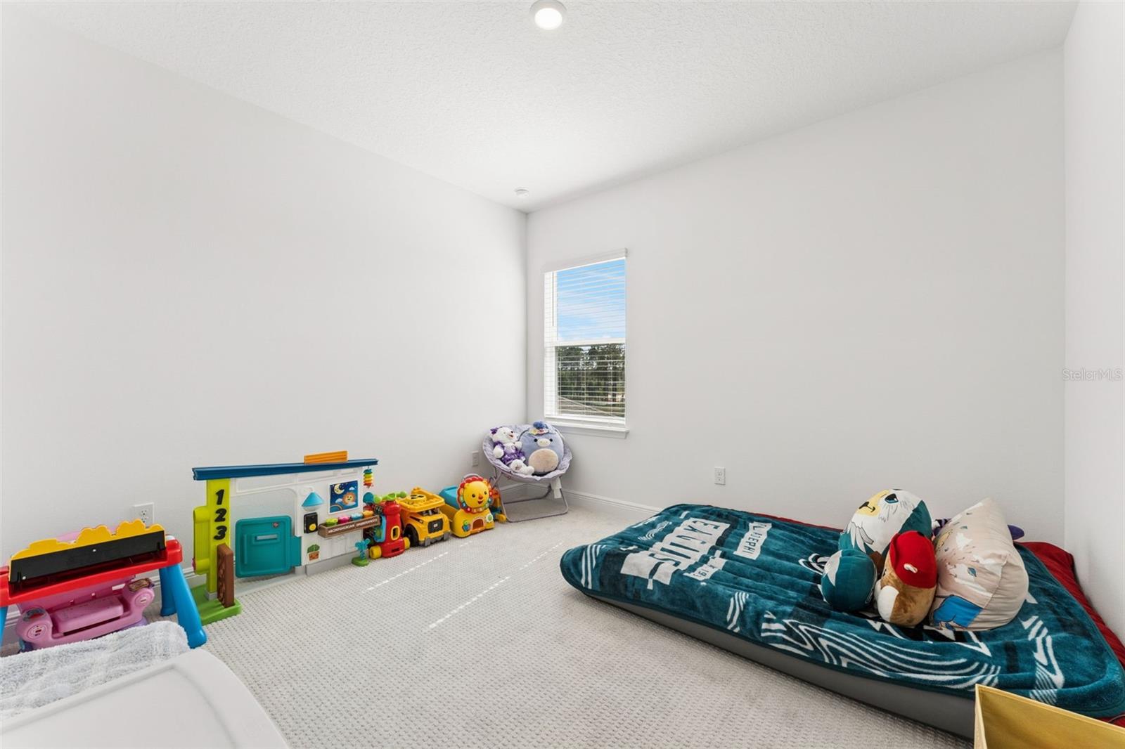 Image 22 of 37 For 1952 Sunshine Peak Drive