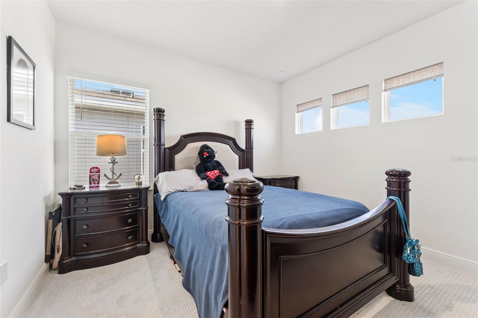 Image 25 of 37 For 1952 Sunshine Peak Drive