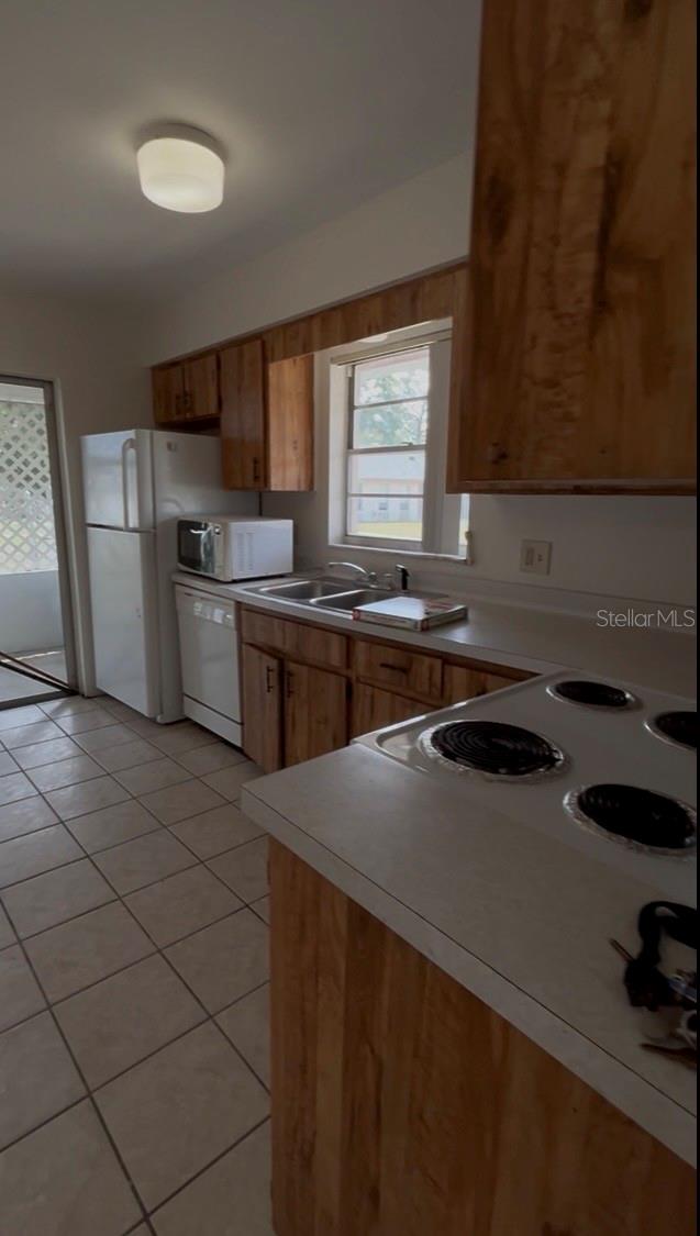 Image 5 of 20 For 945 Bryan Court