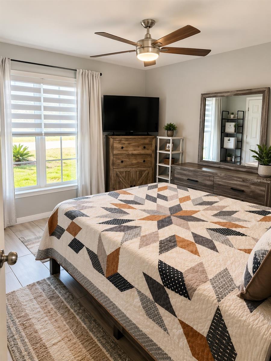 Image 15 of 20 For 2123 6th Avenue