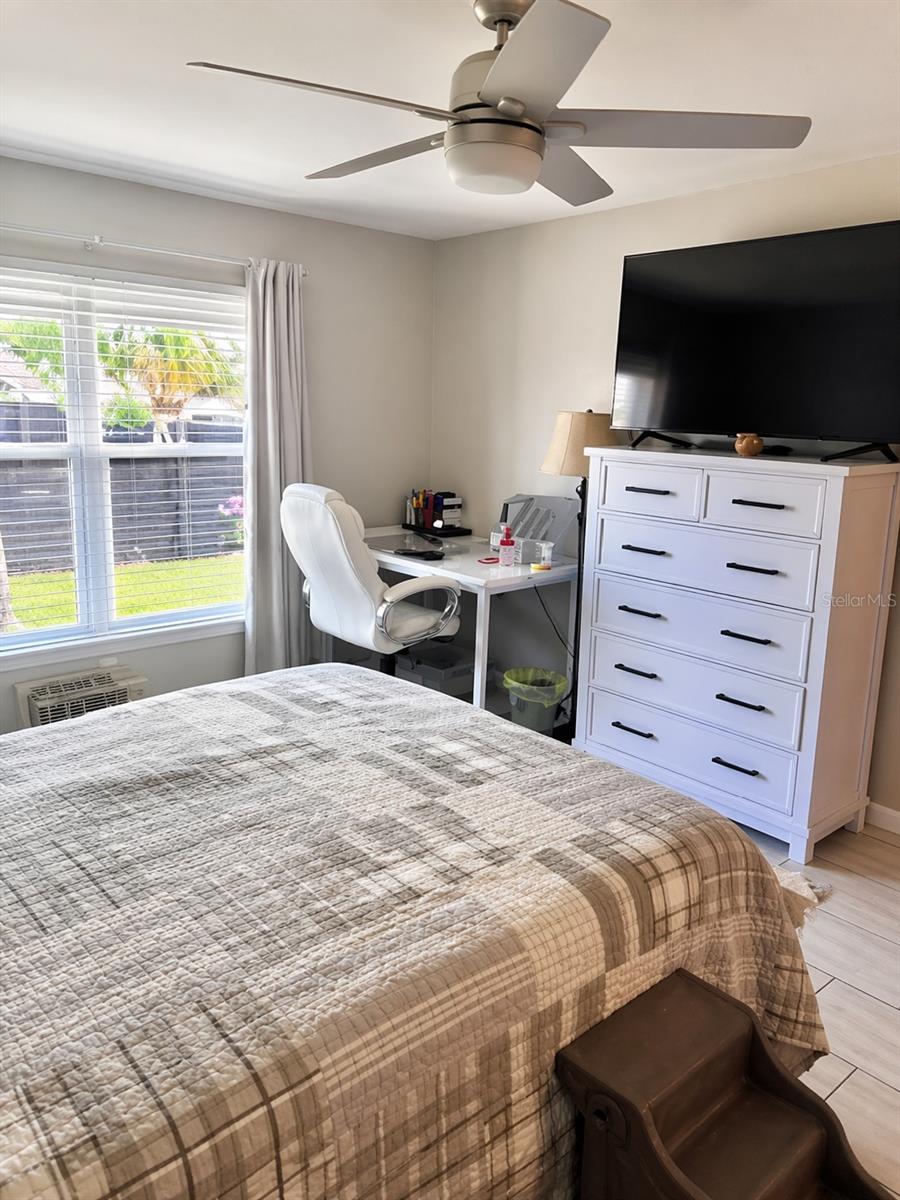 Image 19 of 20 For 2123 6th Avenue