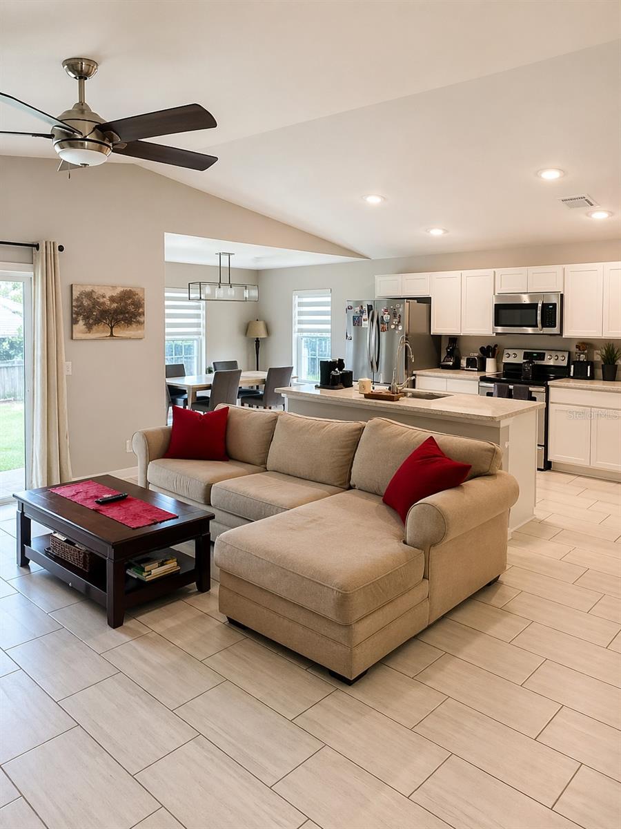 Image 8 of 20 For 2123 6th Avenue