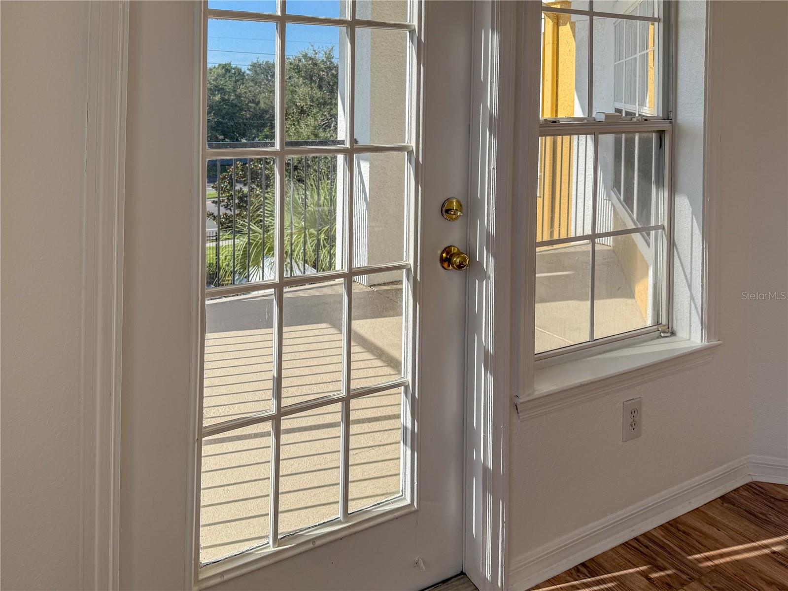 Image 10 of 30 For 3707 Conroy Road 1731