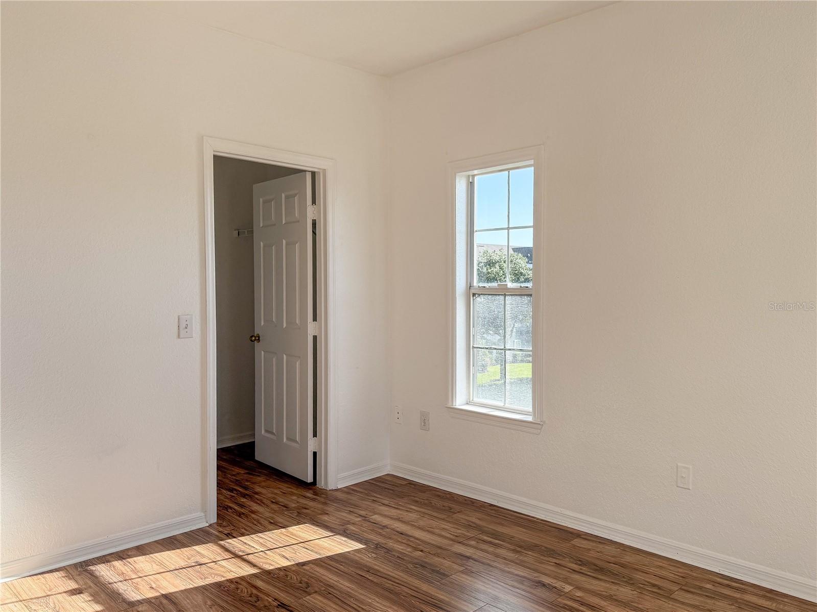 Image 8 of 30 For 3707 Conroy Road 1731