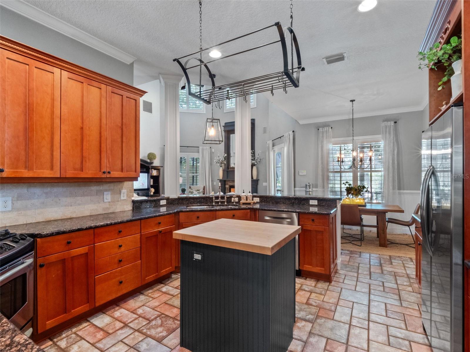 Image 13 of 45 For 2219 Ridgewind Way