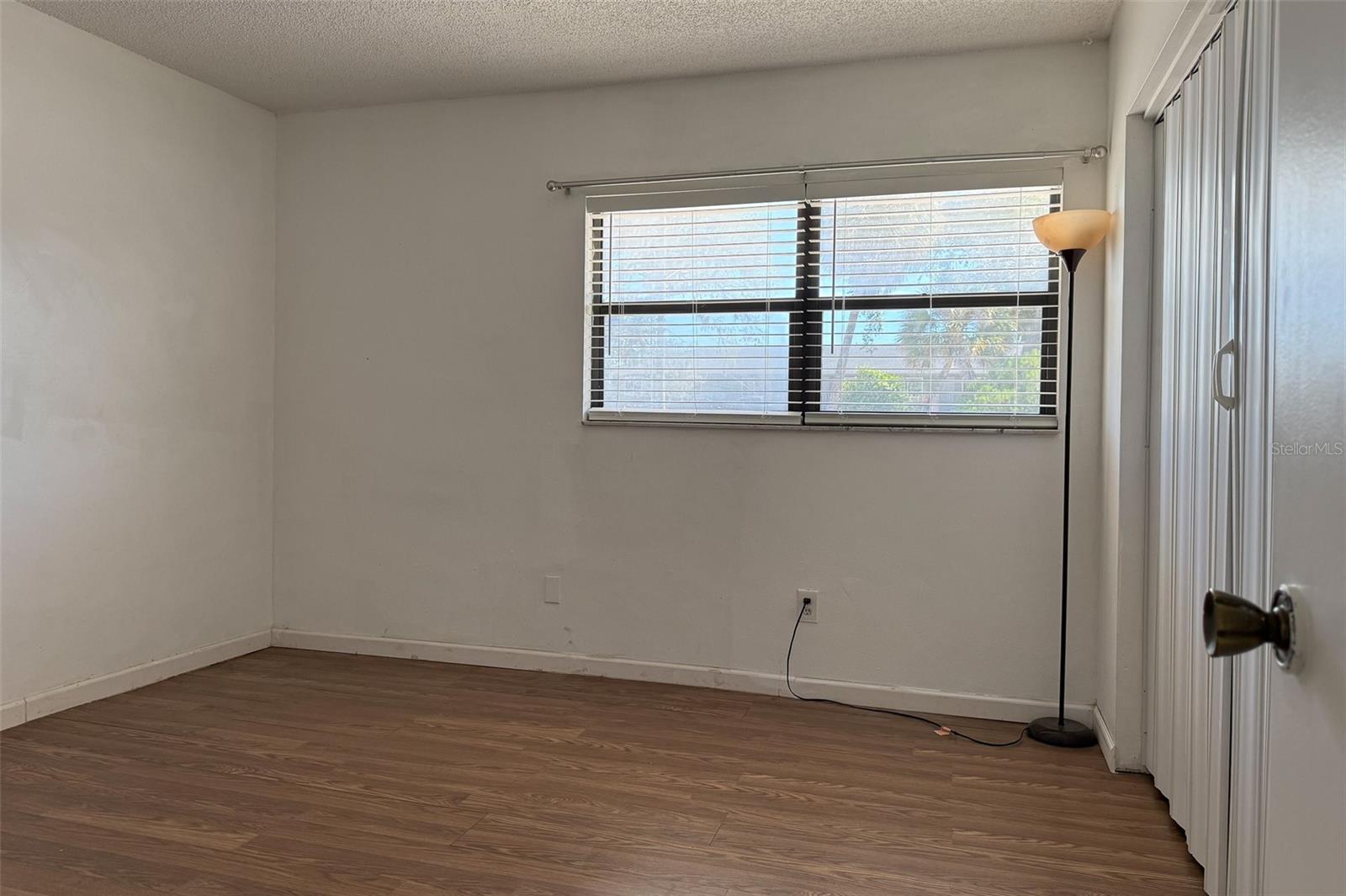 Listing photo id 9 for 1500 Virginia Avenue 209