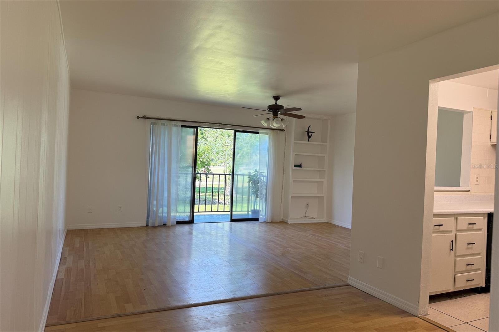 Listing photo id 17 for 1500 Virginia Avenue 209