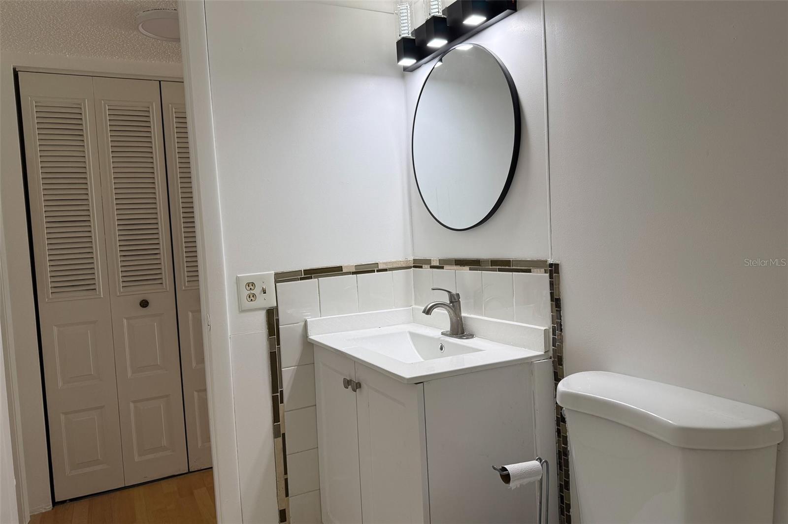 Listing photo id 7 for 1500 Virginia Avenue 209