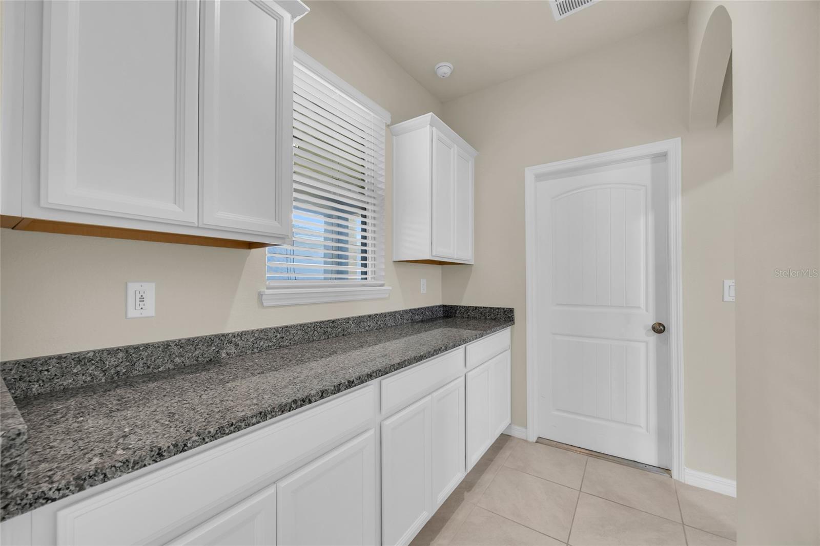 Image 15 of 37 For 16749 Harper Cove Drive