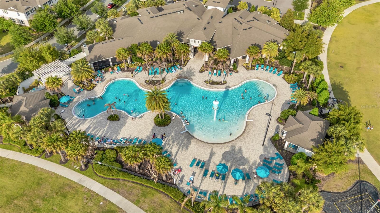 Image 35 of 37 For 16749 Harper Cove Drive