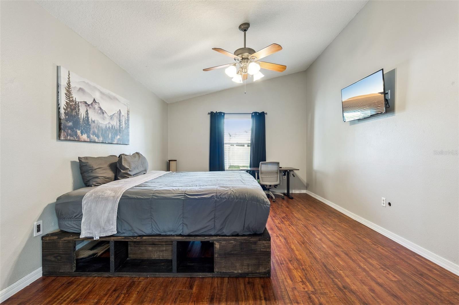 Image 16 of 28 For 1321 Fawn Avenue