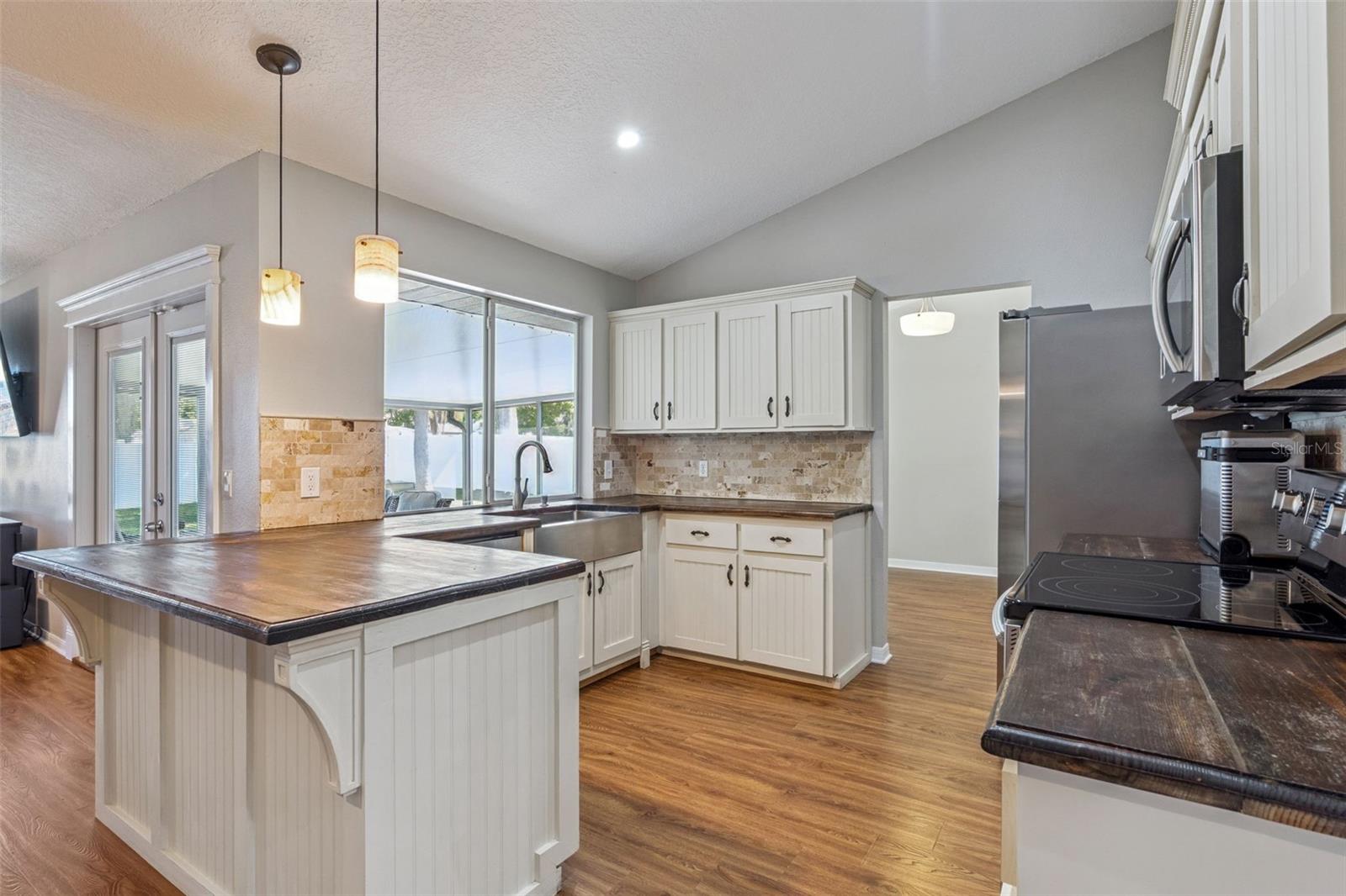 Image 8 of 28 For 1321 Fawn Avenue