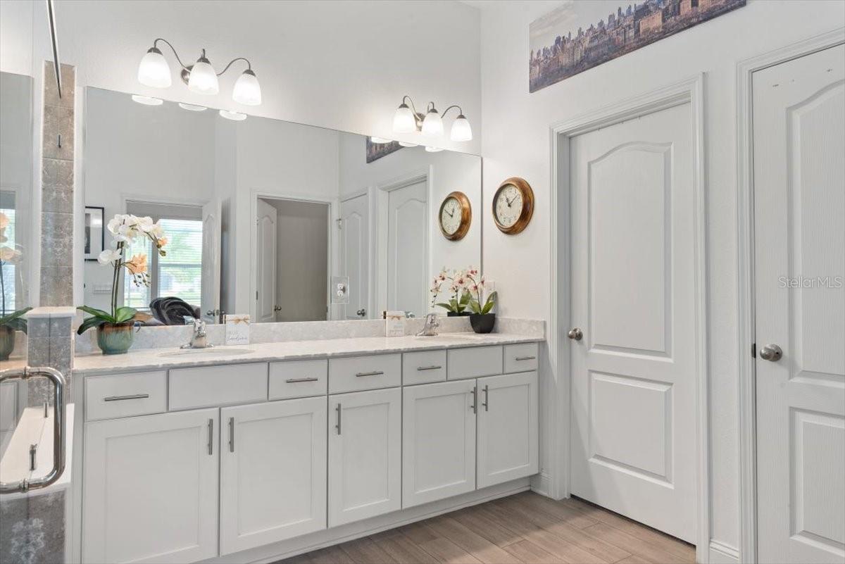 Image 29 of 81 For 105 Gypsum Place