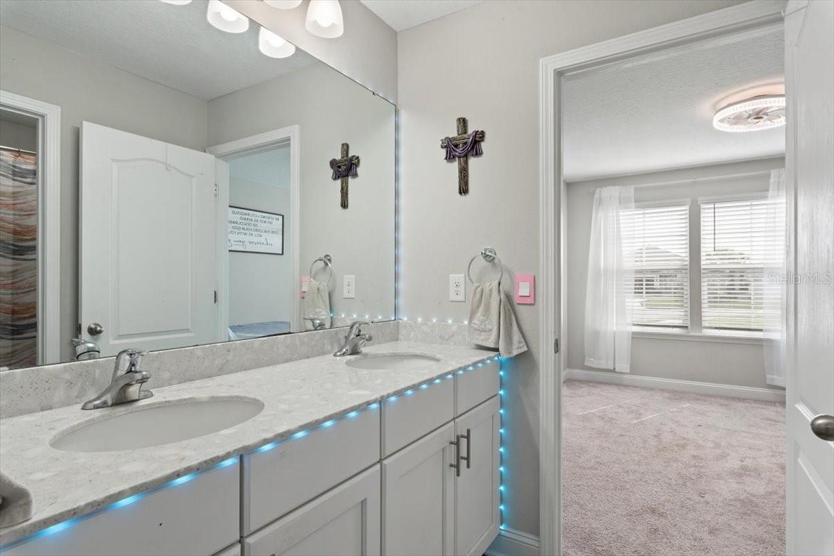 Image 33 of 81 For 105 Gypsum Place