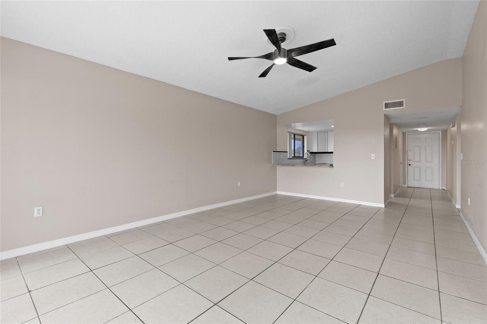 Image 11 of 41 For 1064 Lotus Parkway 941