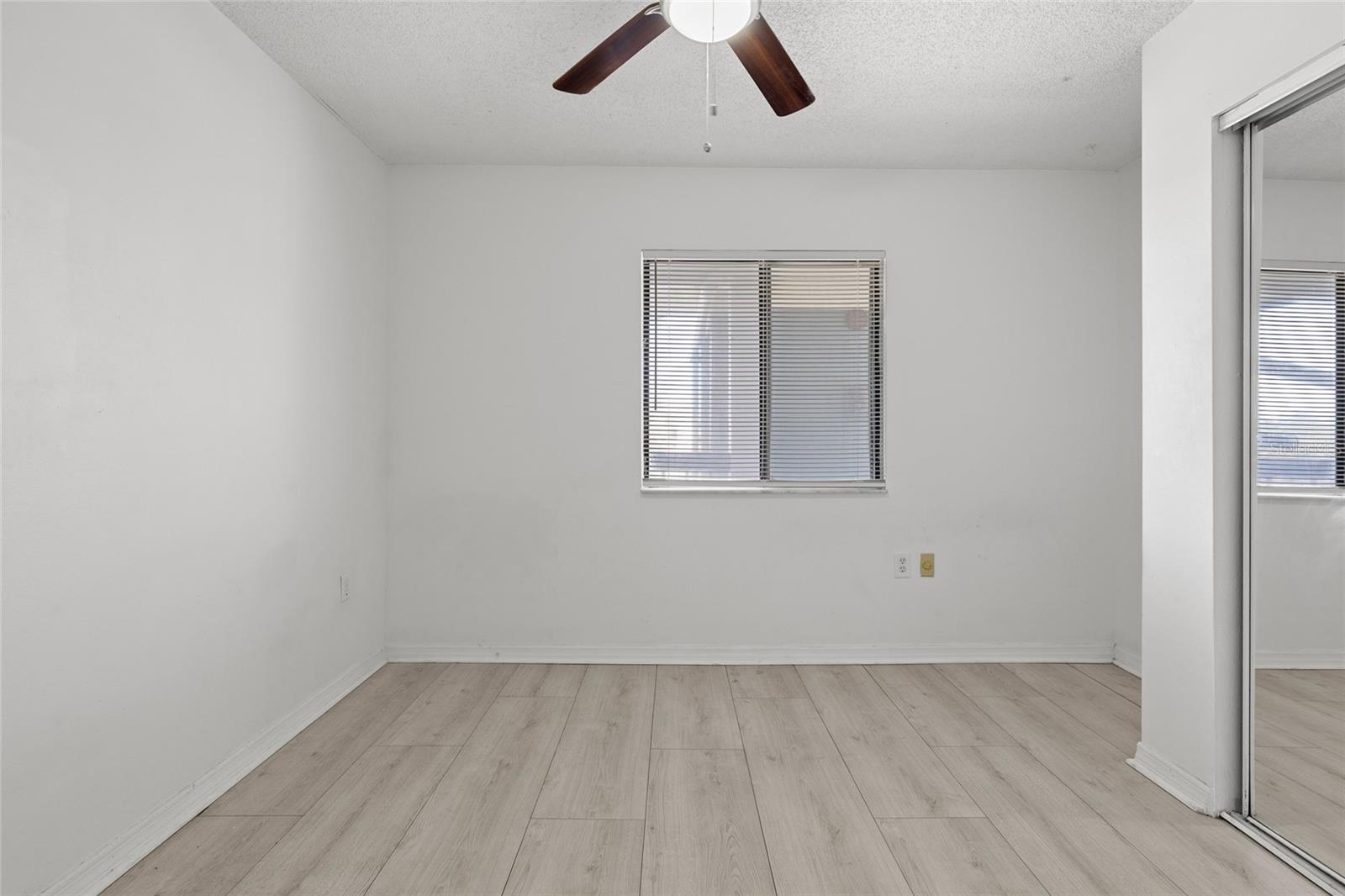 Image 16 of 41 For 1064 Lotus Parkway 941