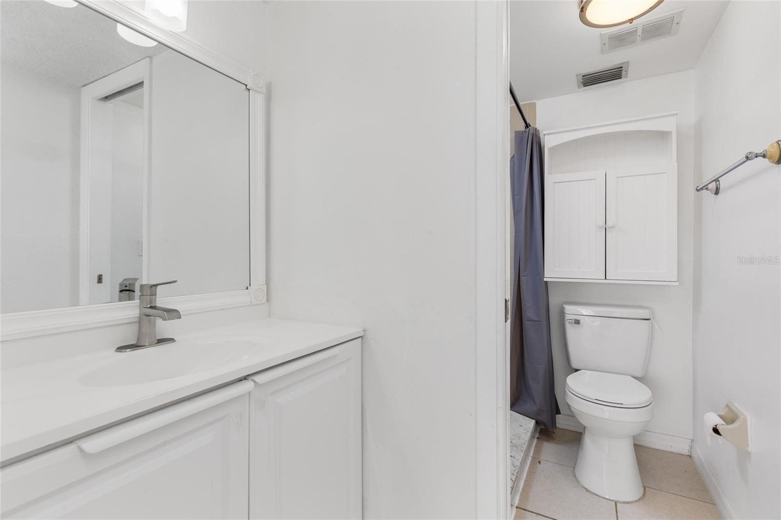 Image 21 of 41 For 1064 Lotus Parkway 941