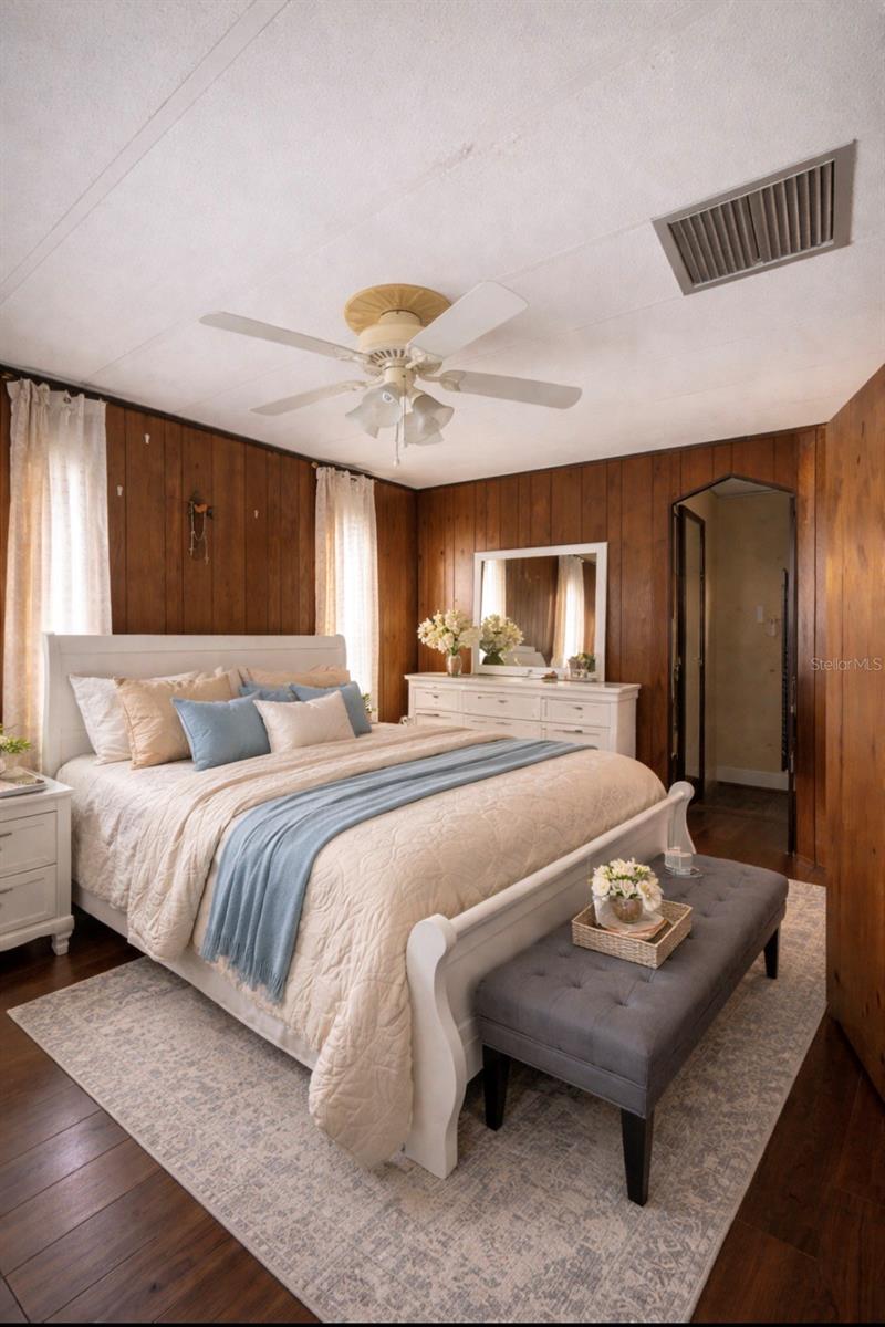 Image 4 of 7 For 2577 Brookside Circle