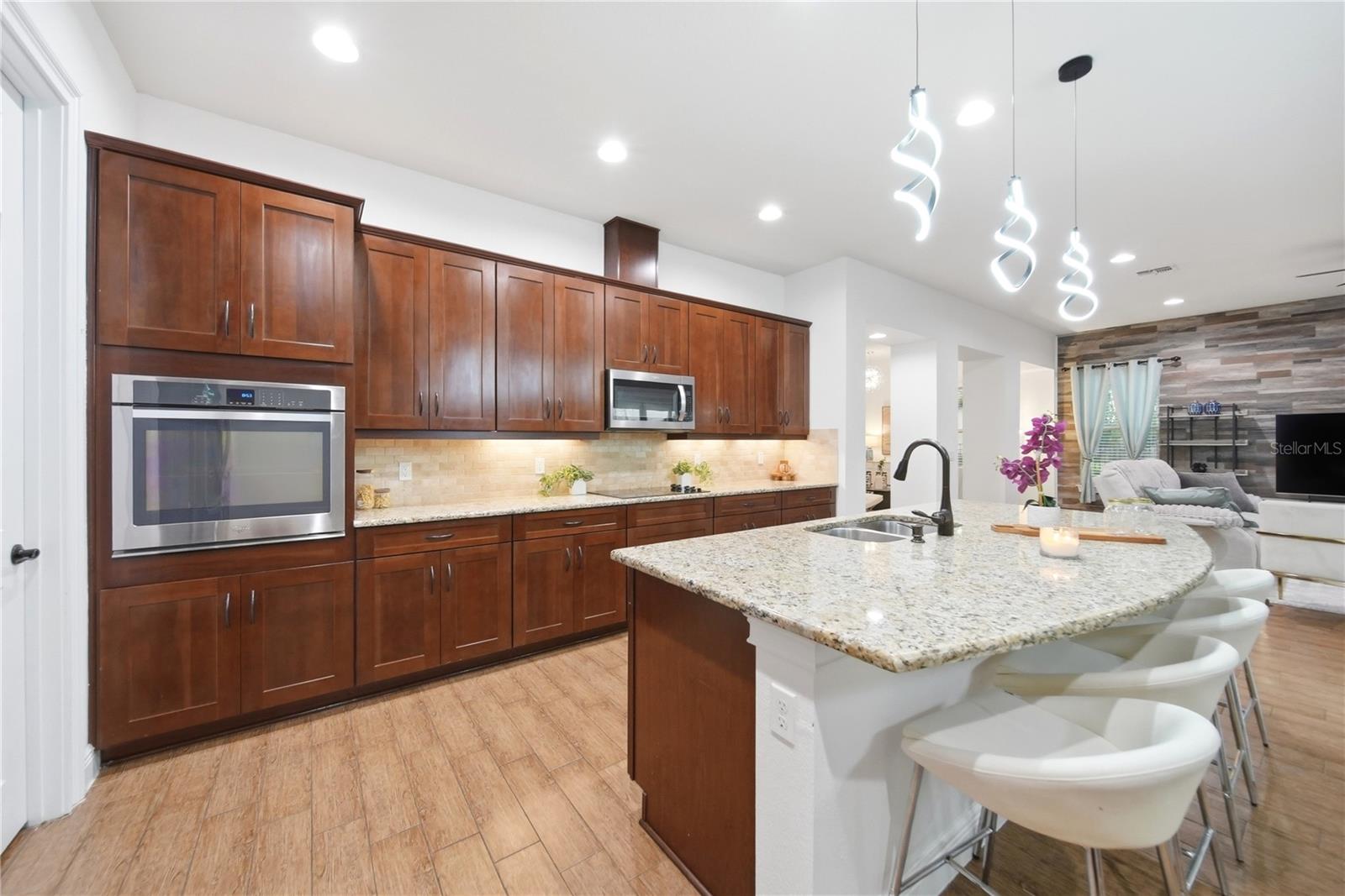 Image 14 of 47 For 6379 Swanson Street