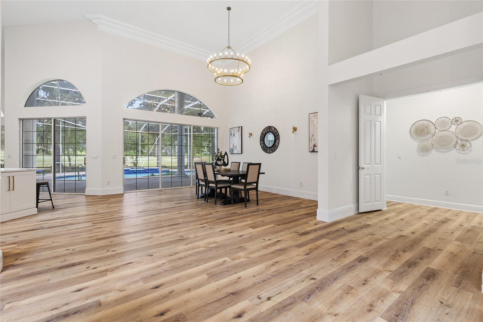 Image 10 of 60 For 6943 12th Circle