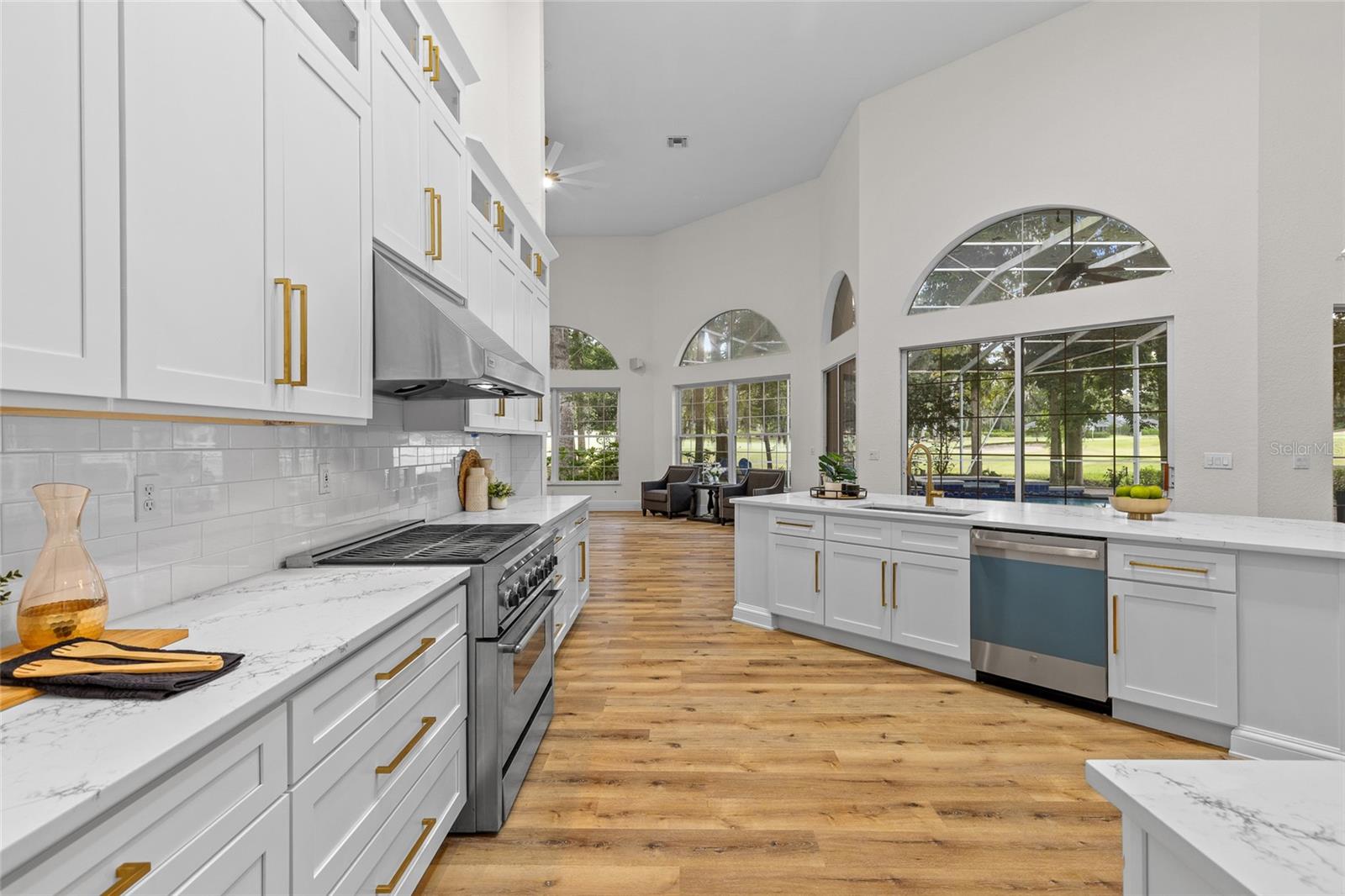 Image 17 of 60 For 6943 12th Circle