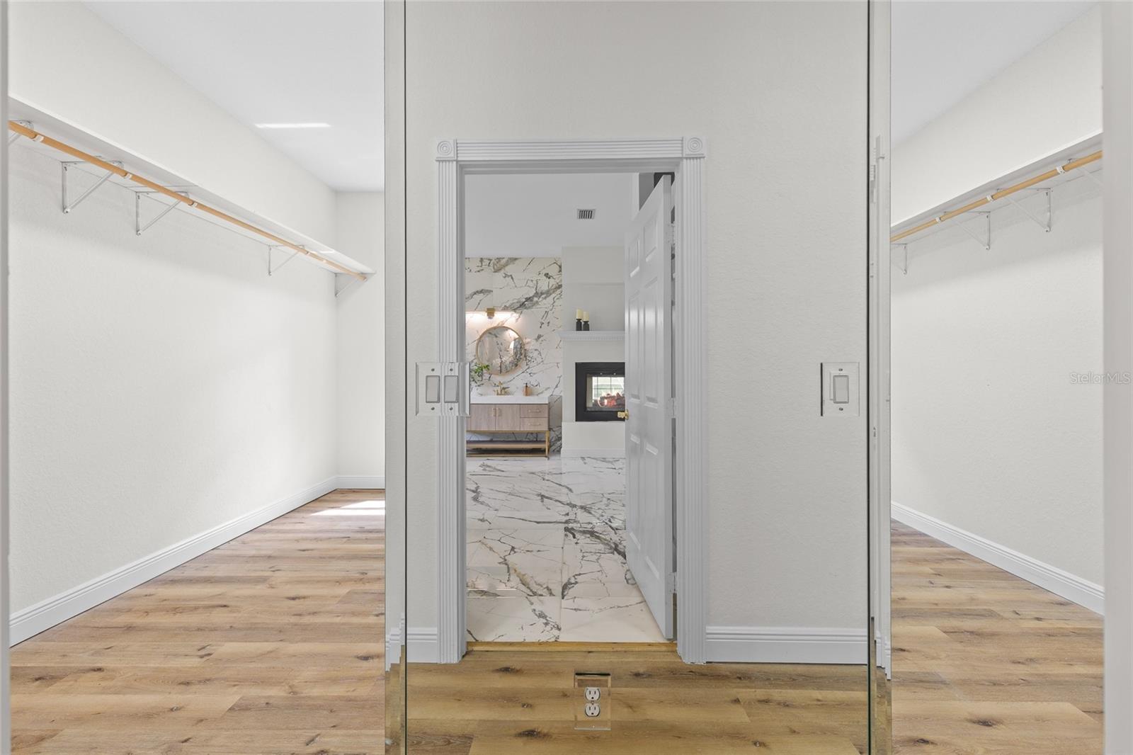 Image 34 of 60 For 6943 12th Circle