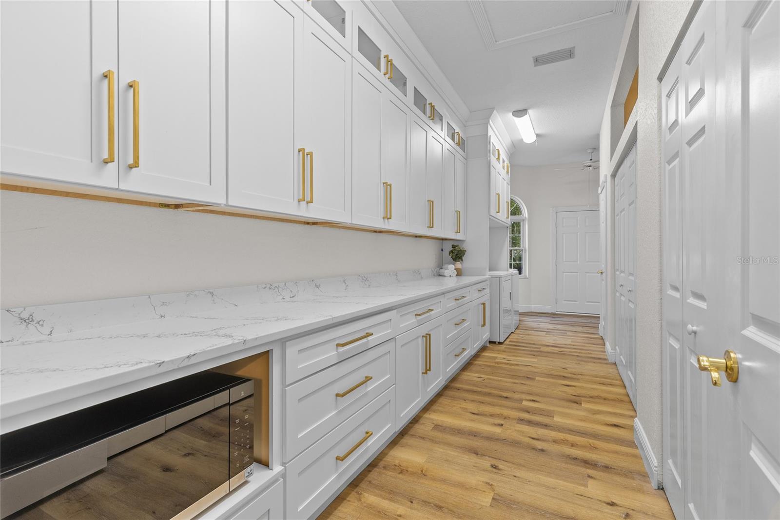 Image 38 of 60 For 6943 12th Circle